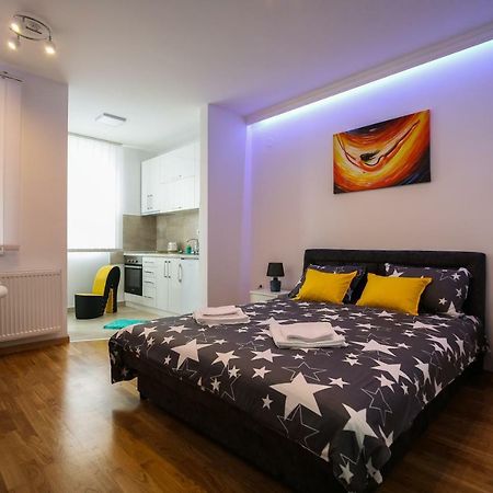 סובוטיקה Manirosi 2 Apartman מראה חיצוני תמונה