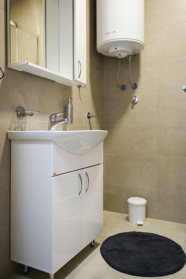 סובוטיקה Manirosi 2 Apartman מראה חיצוני תמונה